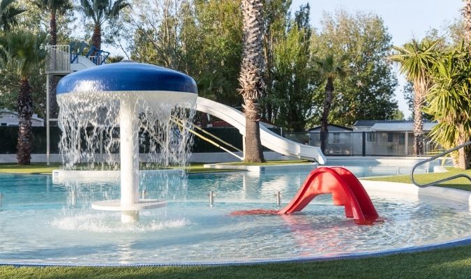 camping espace aquatique enfant vendres plage